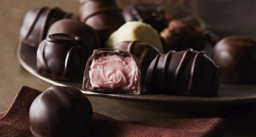 Fannie May Tasting Events are implemented in every store. These events showcase a specific flavor or assortment to better familiarize customers with products.